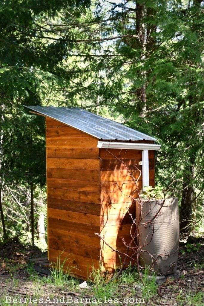A simple solution for an outdoor composting toilet